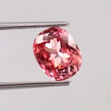 3.15 Karat -10x8 MM Natürlich