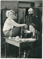 FILM  Ufa Stummfilm unbekannt Szene rauchende Frau Vintage Foto XL wer weiß was?