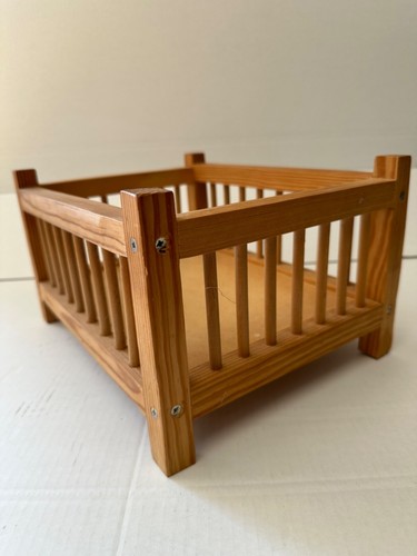 Puppenbett aus holz - puppenbett,
