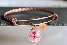 Armreif Anhänger Gravur personalisiertes Armband Blüten Initial Herz Geschenk