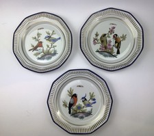 3 Seltene Porzellan-Teller,Dresden mit Handgemalten Vögelmotiven, 1960-70 Jahre,