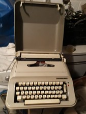 Schreibmaschiene ( Privileg 350 )
