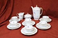 Altes Porzellan Service- M