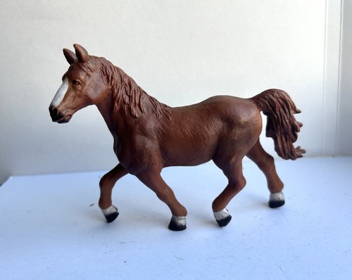 Schleich 13225 fuchs stute - 13225,