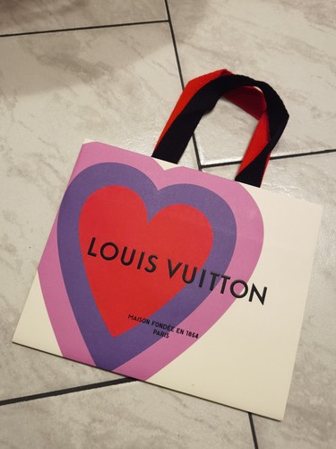Louis vuitton limited - lv,