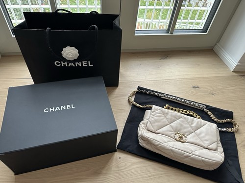 Chanel bag large - chanel,