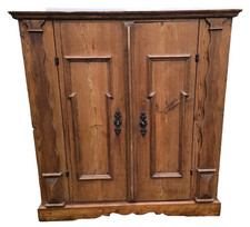 BAROCK  -  SCHRANK -  KIEFER  -   ca  1720.