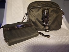 George Gina & Lucy Handtasche