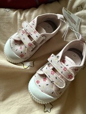 Sommerschuhe mit