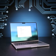 Apple MacBook Pro (14", 2023) - Apple M2 Max (12-Core), 32 GB RAM, 1 TB SSD