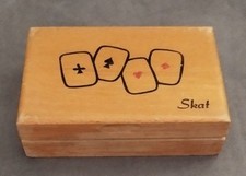 Spielkartenbox aus Holz für 2