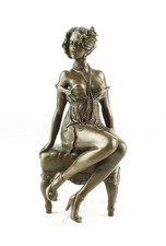 Erotische Bronzefigur