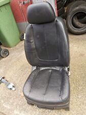 Sitze Ledersitze Lederausstattung schwarz Kia Carens III