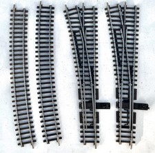 Märklin H0 2 linke Weichen