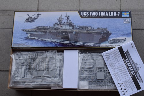 Trumpeter 05615 uss iwo jima - trumpeter,