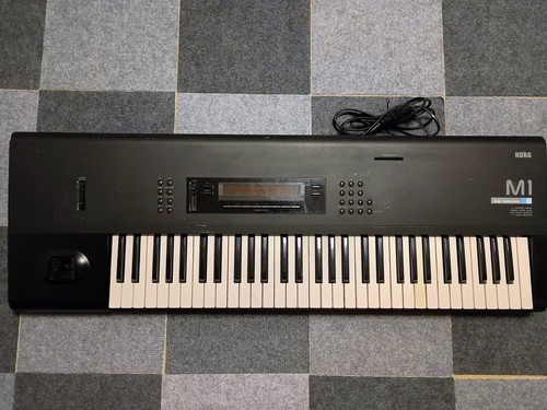 Korg music workstation 61 - korg, m1