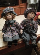 Antike Sammlerpuppen Aus