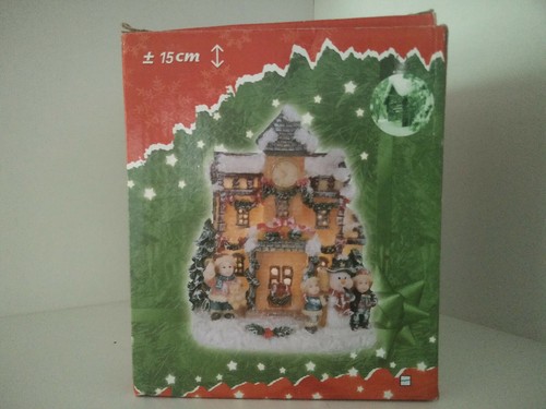 Weihnachtshaus mit beleuchtung - weihnachtshaus,