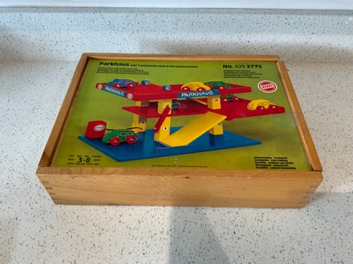 Vintage parkhaus holz kinder - vintage,