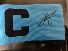 Signierte Kapitänsbinde