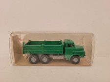 Wiking 1:87 MAN 26.281 Pritschenkipper in OVP, Nummer 16673 in grün