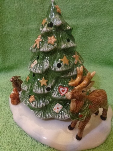 Weihnachtsbaum mit waldtieren - mit,