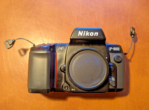 Nikon 801 analoge - f-801,,