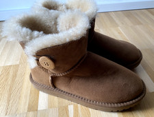 Ozwear Ugg Classic Mini Button Boots EU 40, 260 mm Chestnut