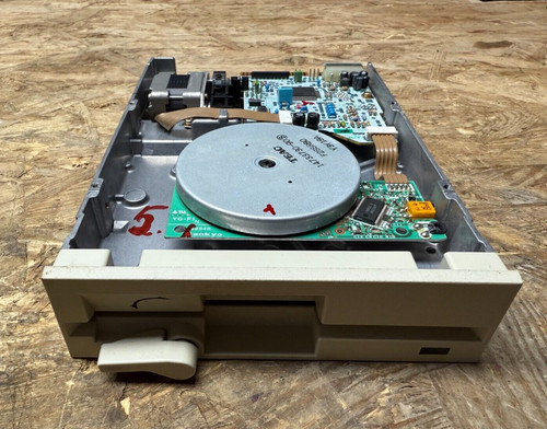 Floppy disk drive - floppy,