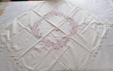 Mitteldecke / Tischdecke 80 X 80 cm Baumwolle mit Stickerei und Spitze 