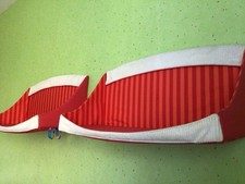 2 Stück Jako-o Wandregal / Stoffregal / Hàngeregal / Bücherregal in rot