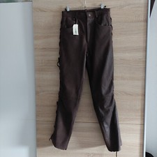 Lederhose mit Schnürung #