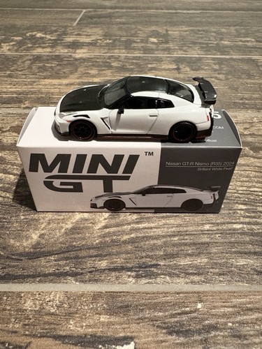 Mini nissan gtr r35 nismo - mini,