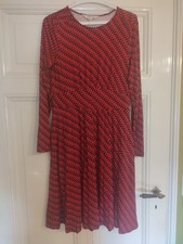 Kleid von Boden , rot