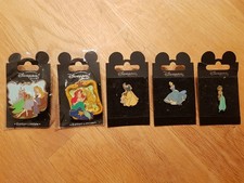 5x Disneyland Paris Pins, ca