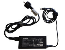Netzteil Toshiba PA2521U-2AC3 (Delta adp-90nb b) 15V 6A Ladegerät