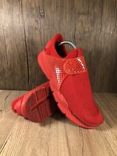 Nike Sock Dart Triple Red