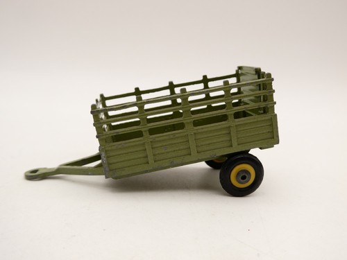 Husky farm trailer - ,