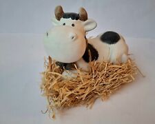 Deko Figur "Kuh" auf Strohballen bemalt ca. 10 x 13cm groß