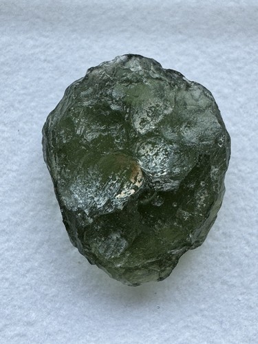 Natürlicher moldavit rohstein - natürlicher,