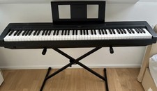 Yamaha P45 B Digitalpiano – Das perfekte Geschenk für Musikliebhaber!