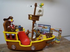 FISHER-PRICE JAKE UND DIE NIMMERLAND-PIRATEN PIRATENSCHIFF  DVD, Buch