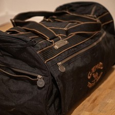 Rare Vintage 90s Camel Duffel/Travel Bag Embroidery & Metal Zippers