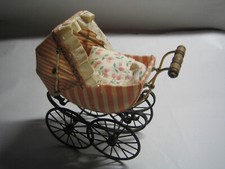 Kinderwagen mit Heidi Ott Baby, 1:12, Pink Floral Stripes Selten, Neuwertig
