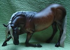 Modellpferd Resin Pferd Vincenzo v. Brigitte Eberl bemalt v. Sue Kern