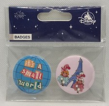 DISNEY It´s a small world BADGES Anstecker Button 2er Set Disneyland Paris
