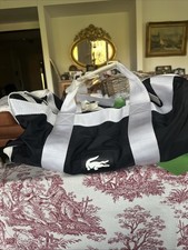 Lacoste Sporttasche In Schwarz