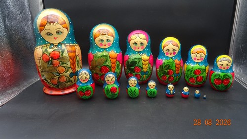 Russische matroschka 1 - matroschka, +1