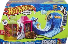 Hot Wheels Skate Amusement Park Skate Set – Mit Tony Hawk Fingerboard & Skate-Sc