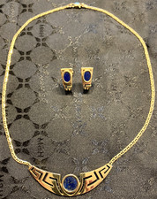 Set mit Kette + Ohrringen